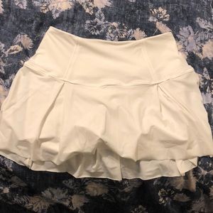 LULULEMON SKORT